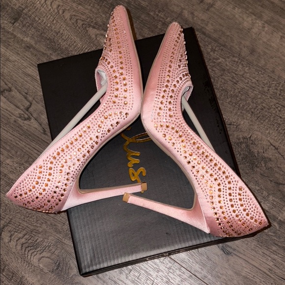 💖Elegant Rose Gold Studded Women's Heels - Picture 4 of 7